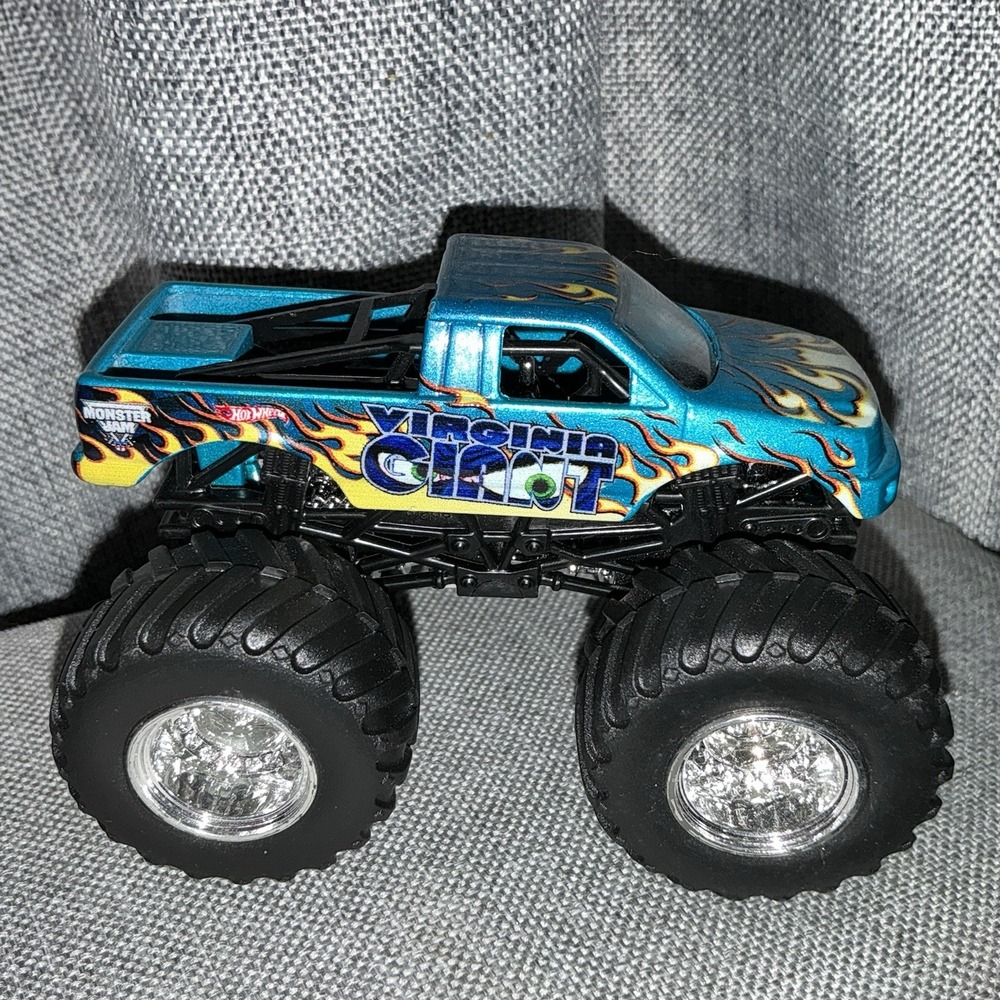 Hot Wheels Monster Jam Virginia Giant 1/64 Scale Monster Truck Rare HTF Blue
